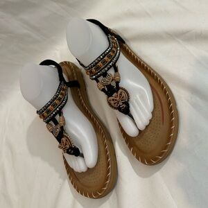 Aomigoct Black Embellished Thing Sandals U.S. Size 10.5. Worn once.